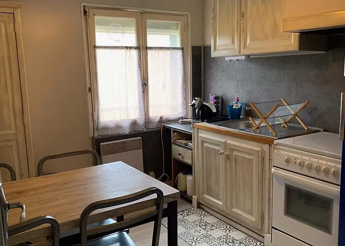 Les Meubles De La Corniche