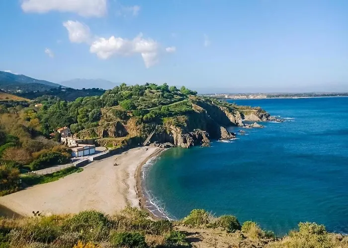 Les Meubles De La Corniche *